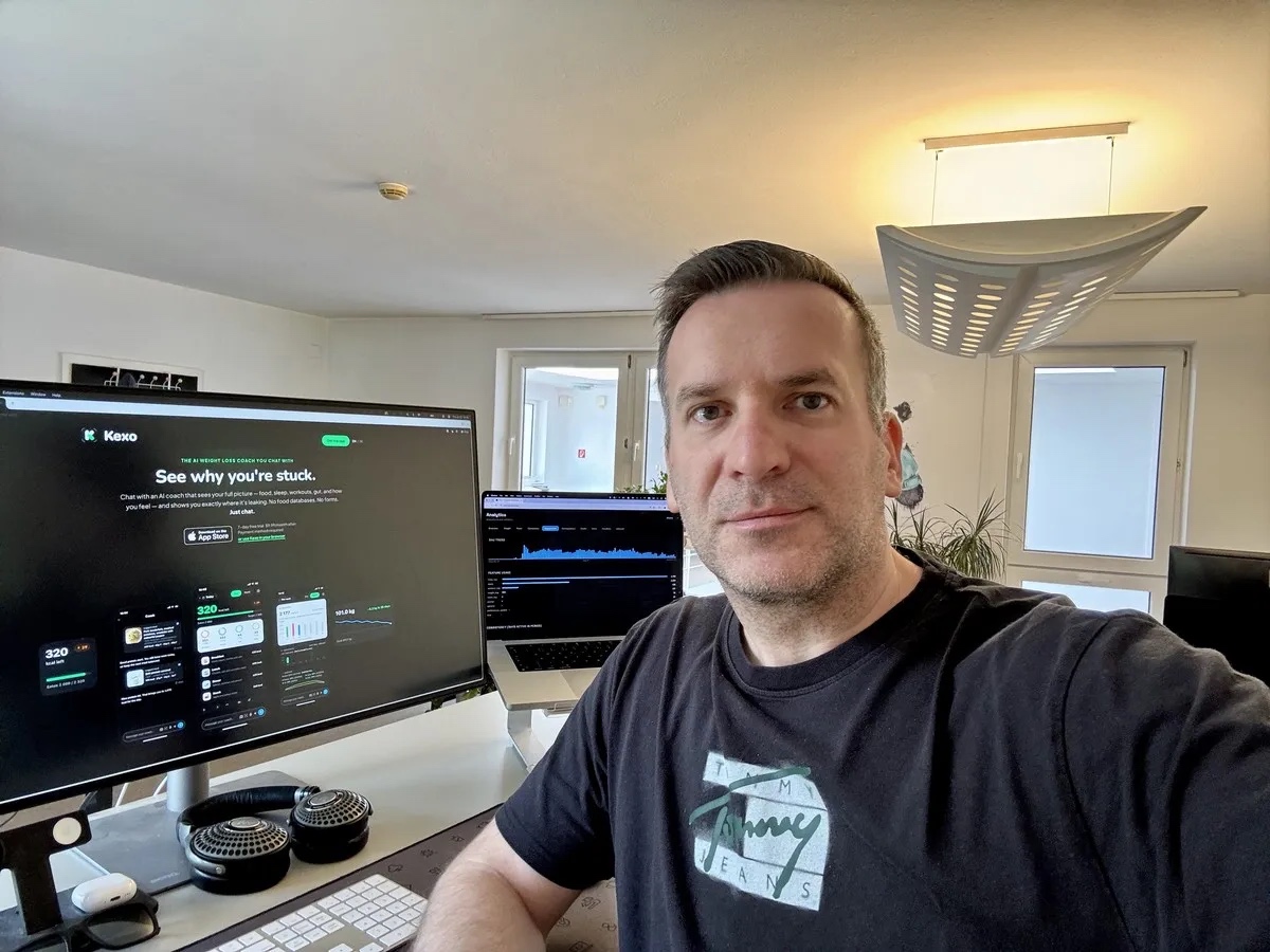 Jozef Toth, founder of Kexo, at his desk
